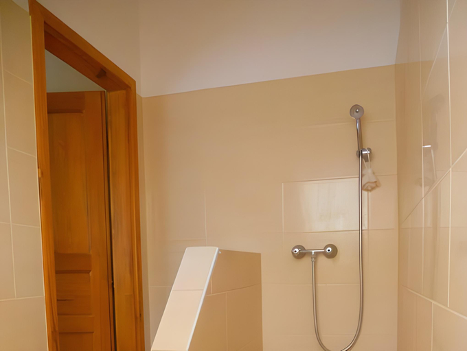 Bathroom 3, Hejo Apartman, Miskolci