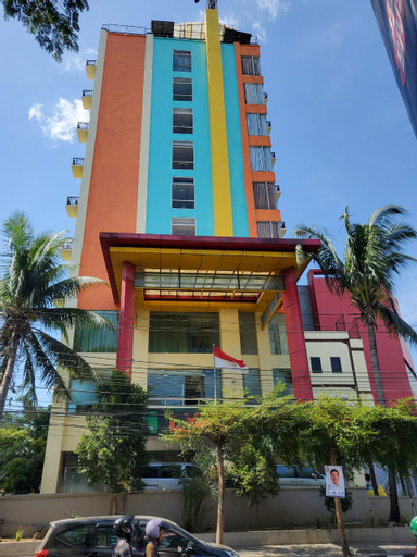 Lynt Hotel Makassar, Makassar