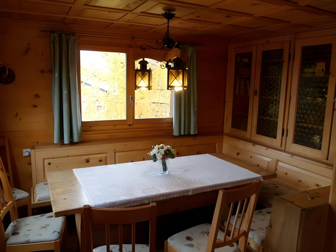 Interior view 5, Chalet Victoria, Visp