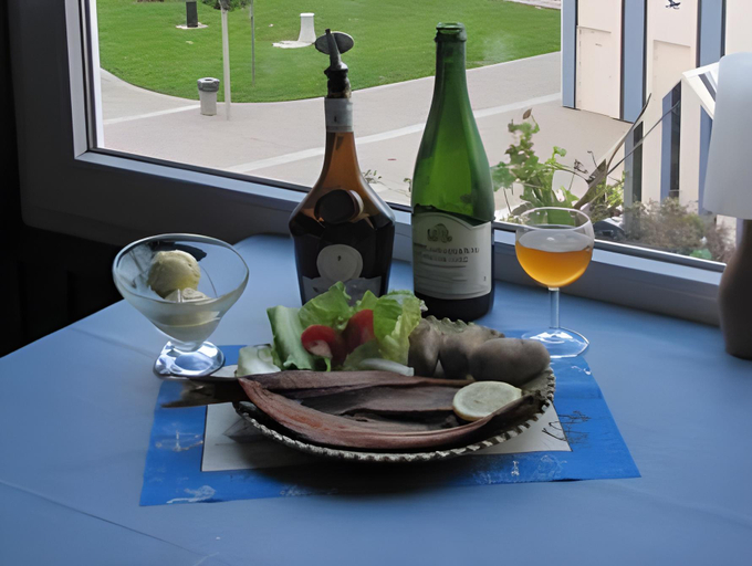 Food & Drinks 2, Hotel La Sirene, Seine-Maritime