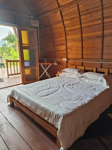 LBA chalet, Barat Daya