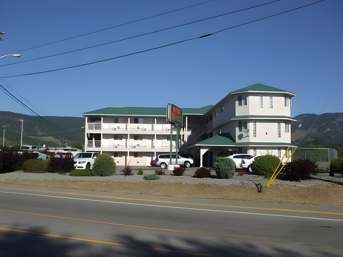 Others 3, Motel 99, Kootenay Boundary