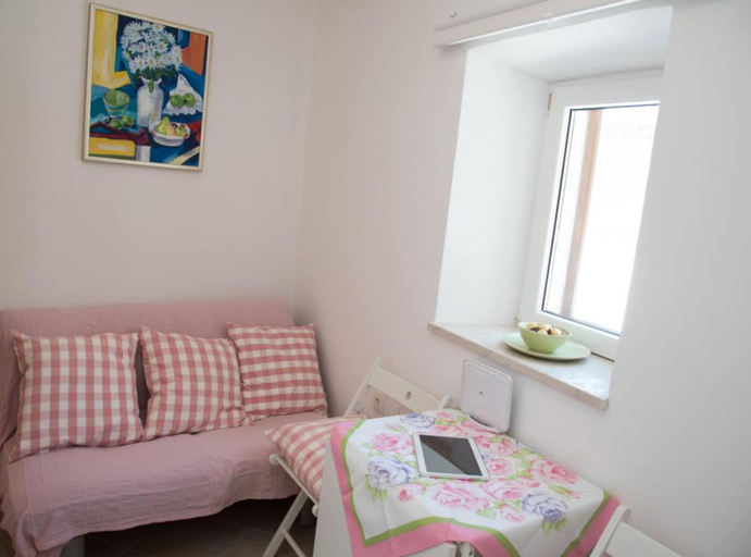 Others 5, Holiday Home Meditation, Hvar