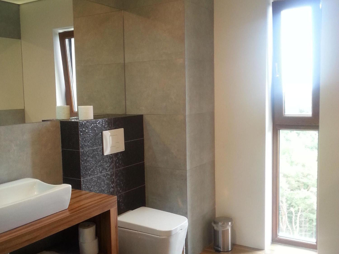 Bathroom 5, Apartment in Dziwnowek near the Beach, Kamień