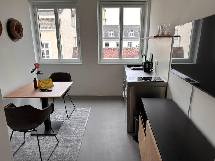 Others 3, Rilke Apartments, Linz