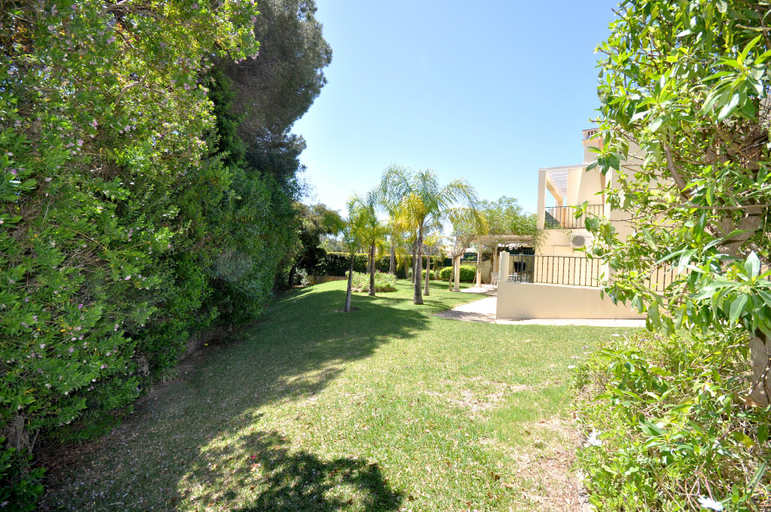 Others 5, Fantastic family private pool villa, free Ac and Wifi, Loulé