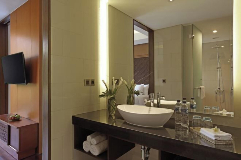 Bathroom 20