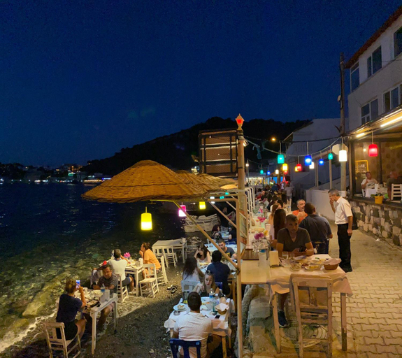 Food & Drinks 2, Giritli Rum Meyhanesi & Butik Otel, Karaburun