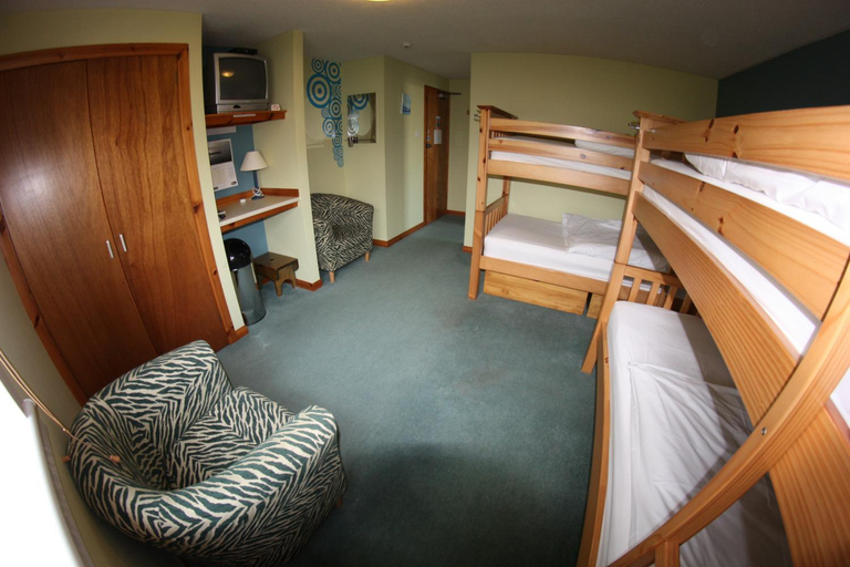 Others 4, Orcades Hostel, Orkney Islands