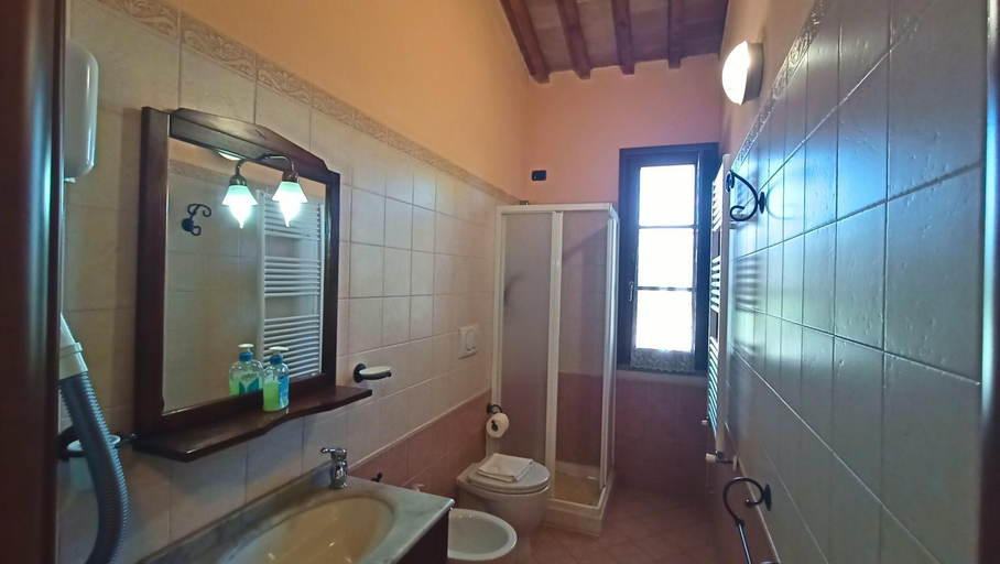 Bathroom 3, il Chiassetto Agriturismo No Kids, Pisa