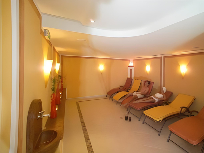 Bedroom 3, Hotel Burgschrofn, Schwaz