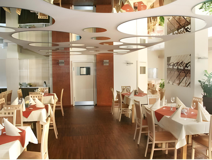 Food & Drinks 5, Hotel Jarota, Jarocin