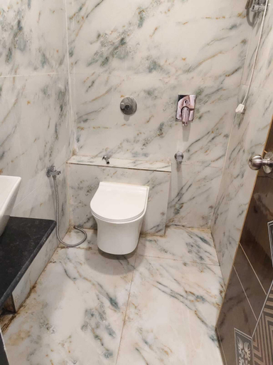 Bathroom 4, HOTEL MARUTI R, Ahmadabad
