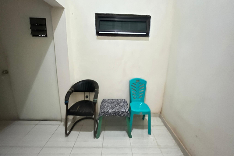 Public Area 2, Hotel O Penginapan Kryani, Paser
