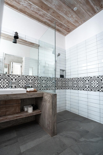 Bathroom 4, Chis stay hana hotel, Luang Prabang