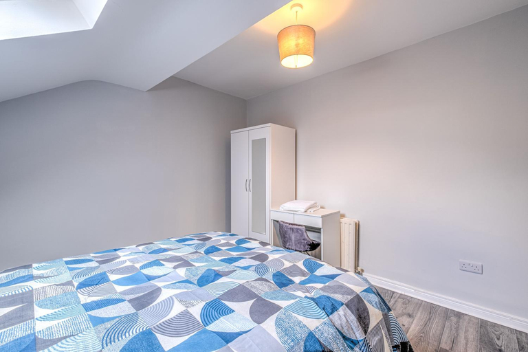 Others 5, Apartment 2 Apartment 4 - PORTRUSH MARINE APARTMENTS, Causeway Coast and Glens
