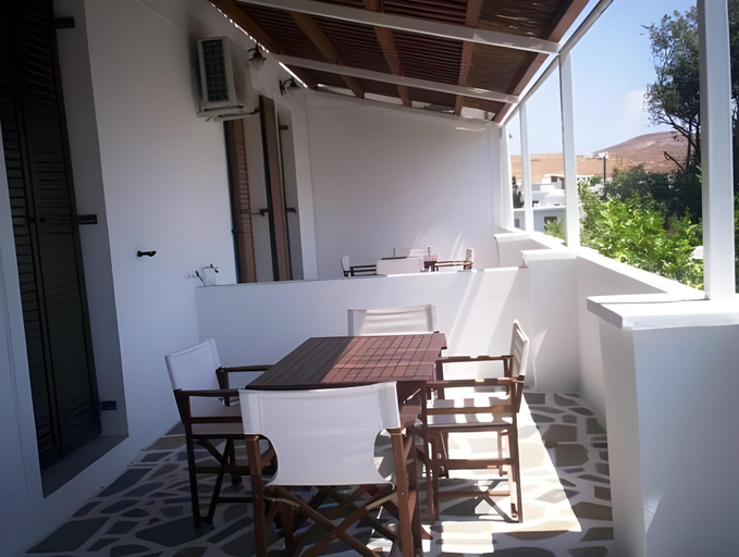 Others 3, Studios Eliza, South Aegean