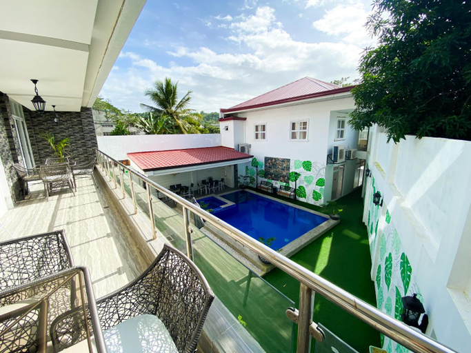Others 2, Ronina's Hotel Sipocot, Sipocot