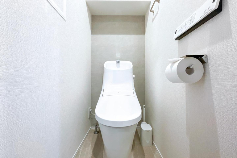 Bathroom 9