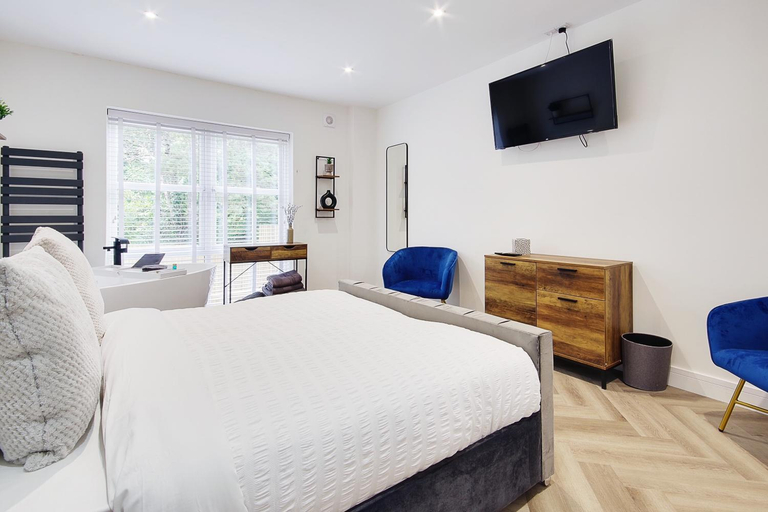 Bedroom 11