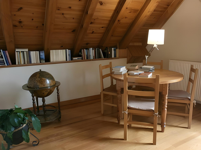 Others 5, Hostal Ezkaurre, Navarra