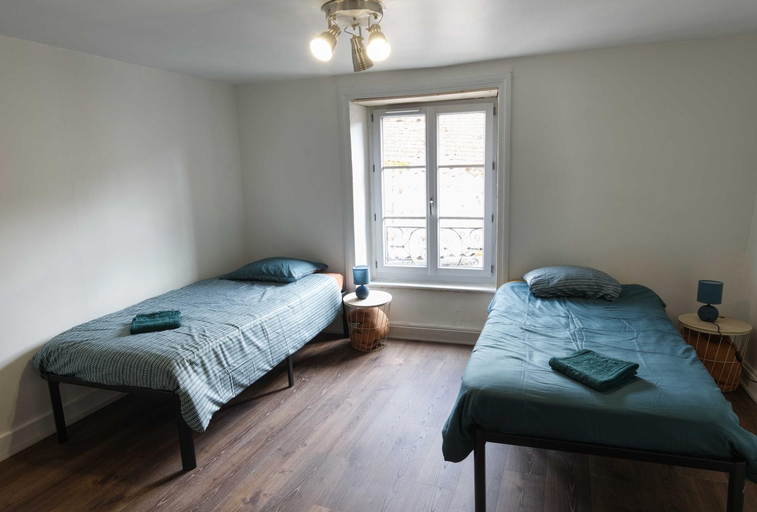 Bedroom 3, Le Repose Pieds - Gite d'etape randonnees -, Haute-Loire