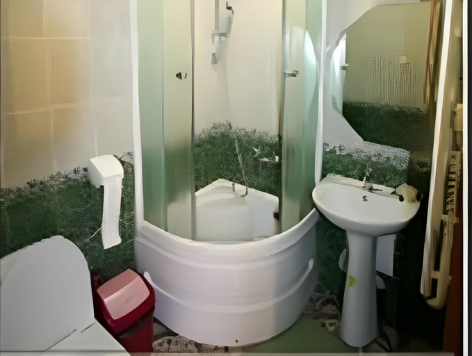 Bathroom 3, Vatra Hotel, Nadvirnians'kyi