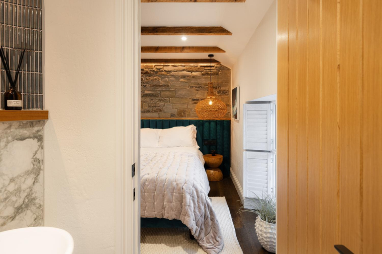 Others 3, Hive Townhouse, Ceredigion