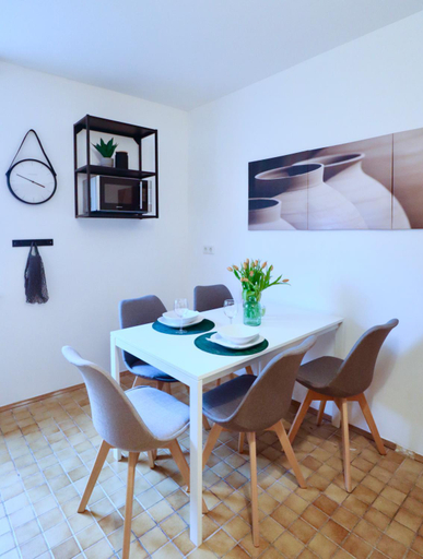 Facilities 5, SAPPHIRE APARTMENT: FREE PARKING + NETFLIX + BATHTUB, Essen