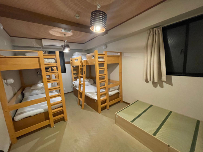 Bedroom 5, TenTen Guesthouse in Tokyo - Hostel, Taitō