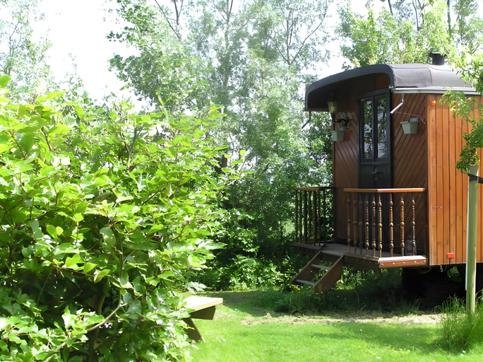 Others 5, Logement Doosje, Kollumerland c.a.