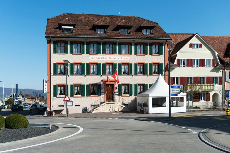 Hotel-Restaurant Weisses Kreuz, Thierstein