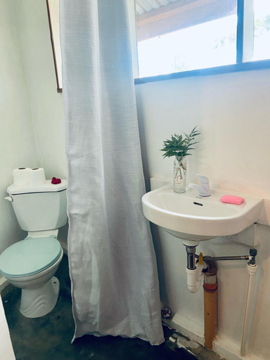 Bathroom 27