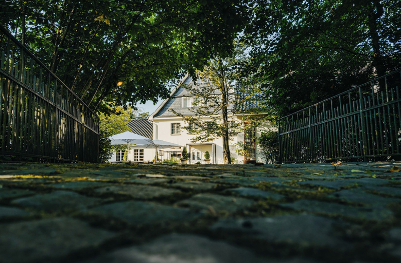 Exterior & Views 2, Relais & Chateaux Diepeschrather Mühle, Rheinisch-Bergischer Kreis