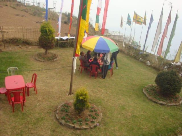 Others 5, Vamose Dawa Lucky's, West Sikkim