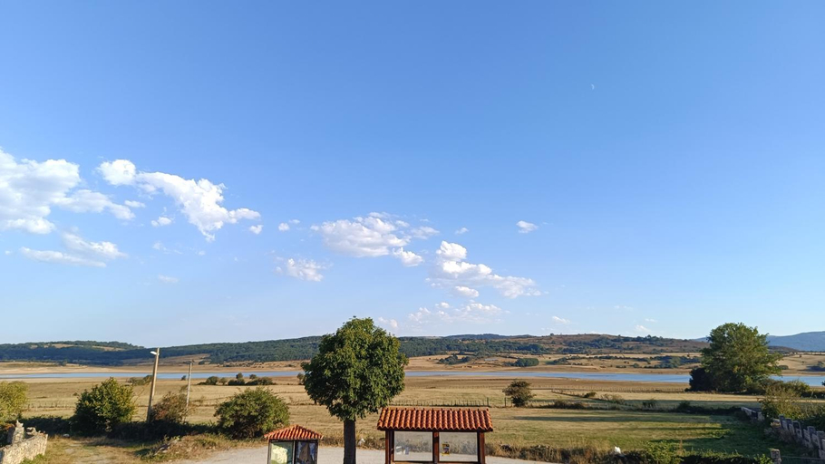 Others 2, Casa Elisa Monegro., Cantabria