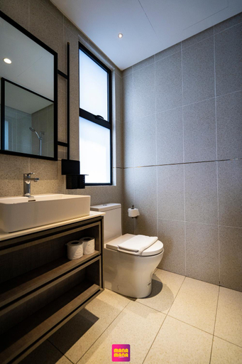 Bathroom 4