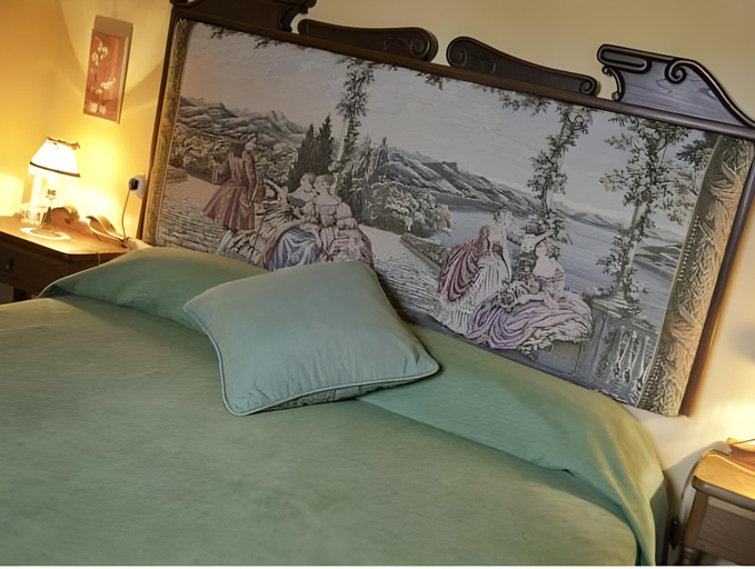 Bedroom 2, Posada de Pedrena, Cantabria