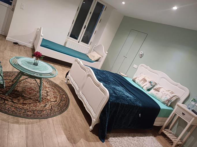 Bedroom 9