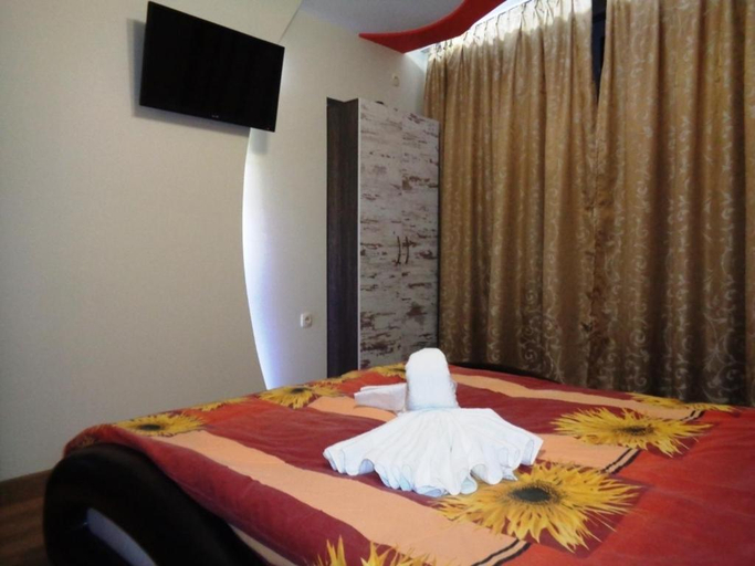 Bedroom, "При братята" - Apartments & Studios, Sandanski