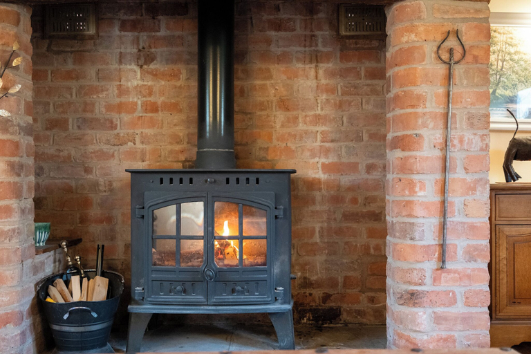 Others 5, The Threshing Barn-Stunning 5 BD Retreat, Worcestershire
