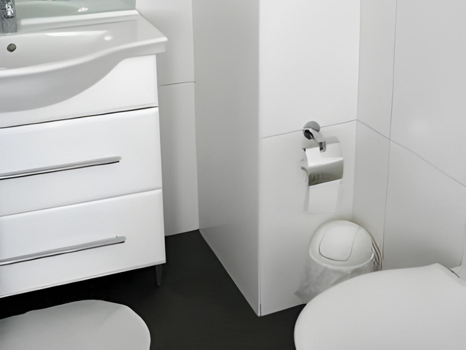 Bathroom 3, Casa Hotel Neu Isenburg, Offenbach