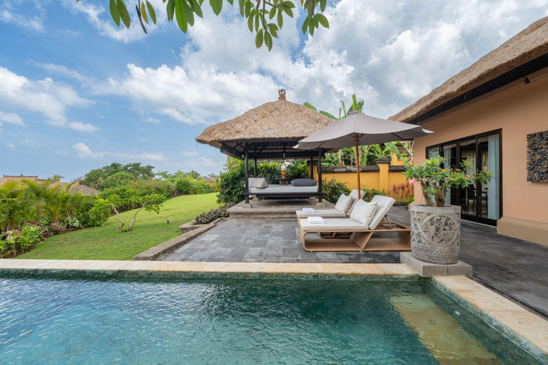 Swimming Pool 4