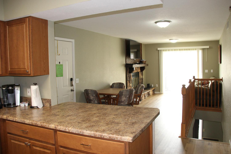 Others 5, Wheelhouse Condo Lake View! 3BR 3BA, Camden