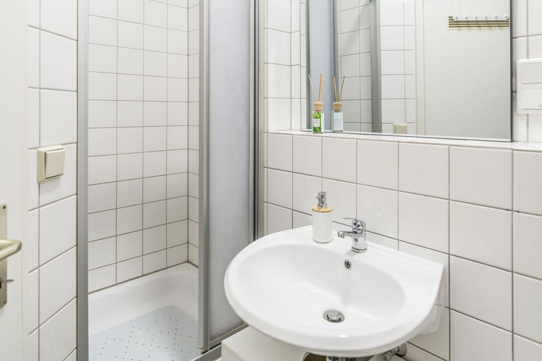 Bedroom 2, Nice Apartments in Wiesbaden, Wiesbaden