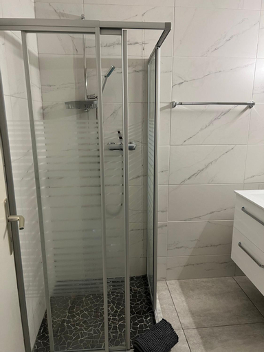 Bathroom 5