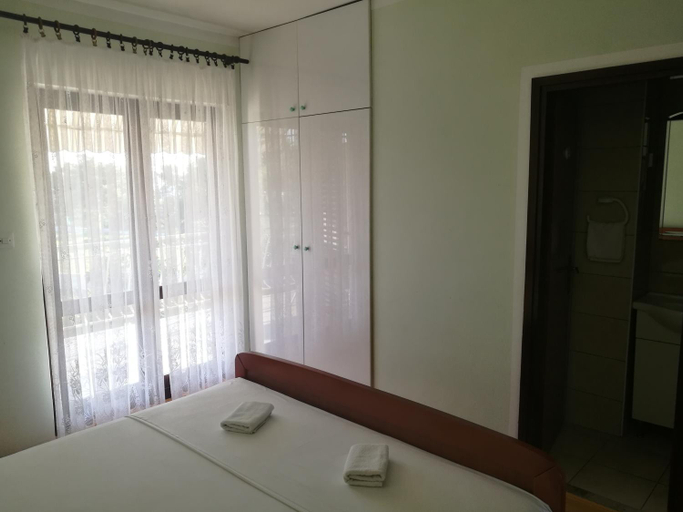 Others 4, Apartments Krzelj, Vodice