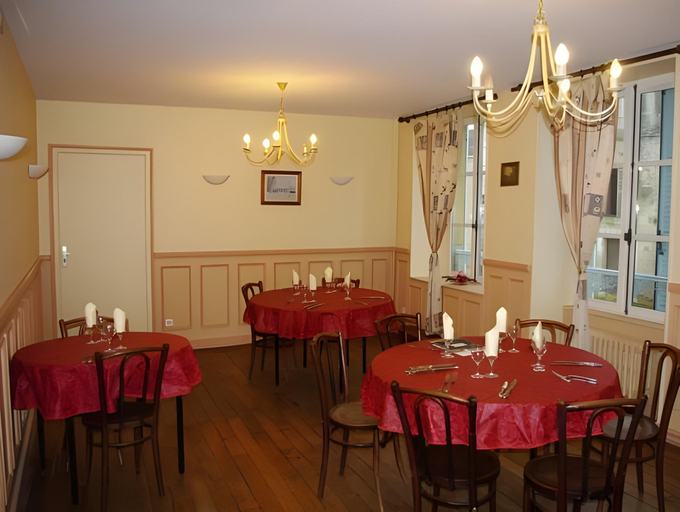 Food & Drinks 4, Hotel du Saumon, Ardennes