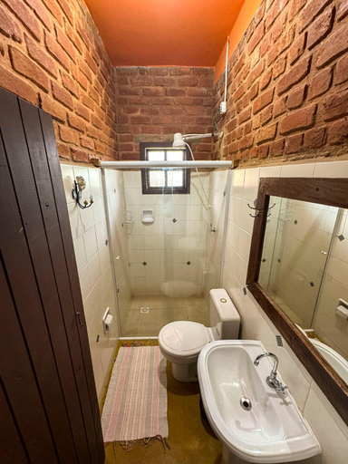 Bathroom, Alecrim Hospedagem, Lima Duarte