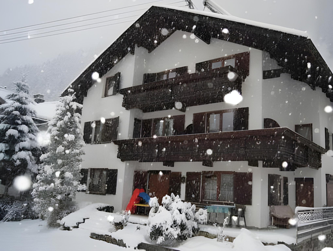 Others 3, Haus Josef, Schwaz